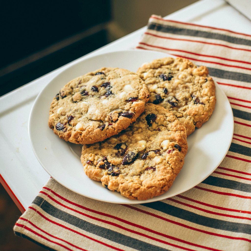 Blueberry White Chocolate Oatmeal