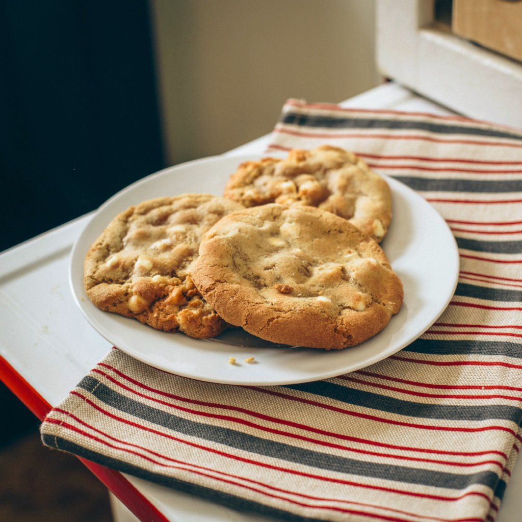 White Chocolate Macadamia